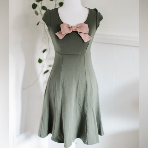 RockSteady Dresses & Skirts - Rocksteady Army Green Swing Dress with Bow (Size XS/S)